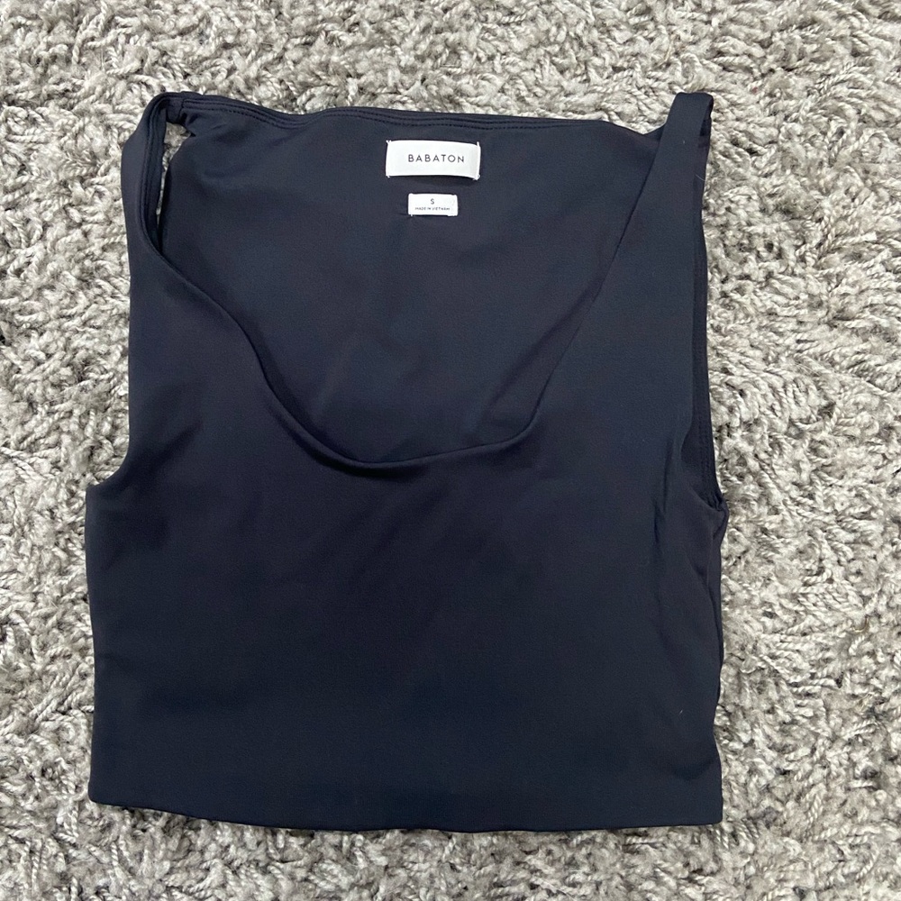 Aritzia Babaton contour tank